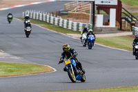 enduro-digital-images;event-digital-images;eventdigitalimages;mallory-park;mallory-park-photographs;mallory-park-trackday;mallory-park-trackday-photographs;no-limits-trackdays;peter-wileman-photography;racing-digital-images;trackday-digital-images;trackday-photos
